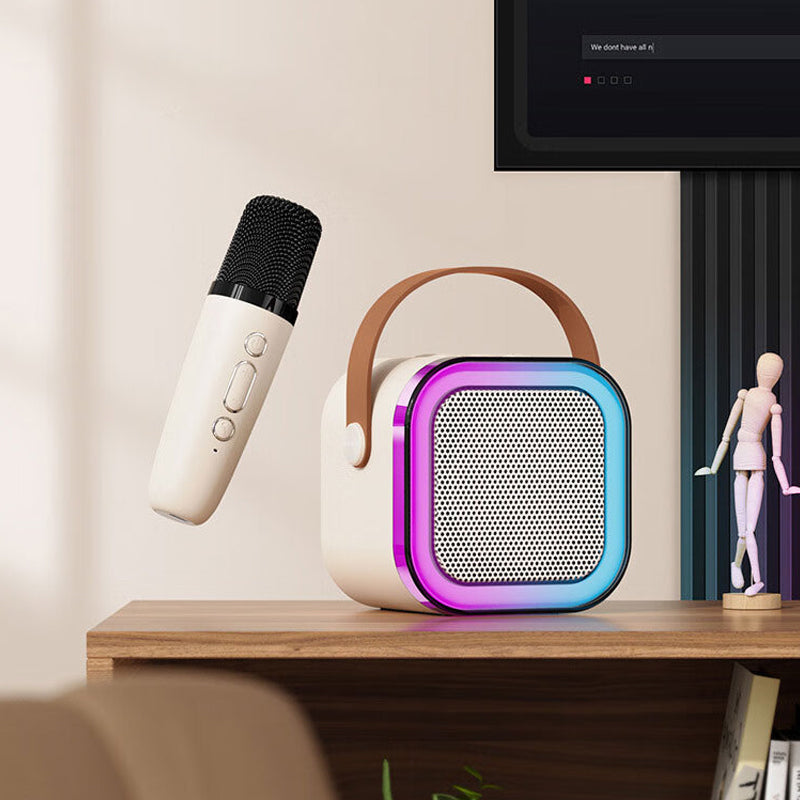 Mini karaoke seade juhtmevabade mikrofonidega