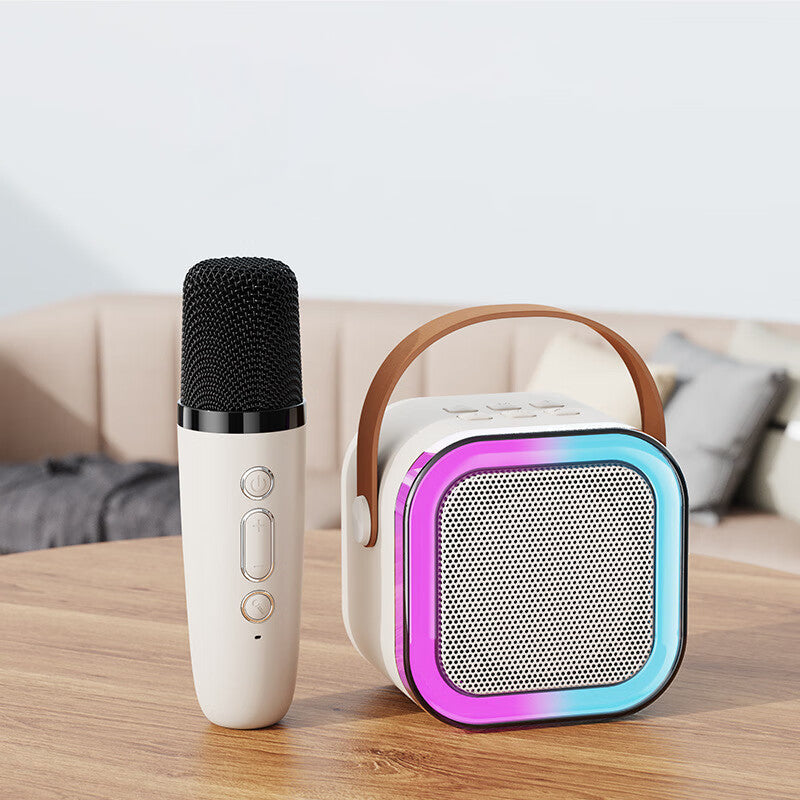 Mini karaoke seade juhtmevabade mikrofonidega